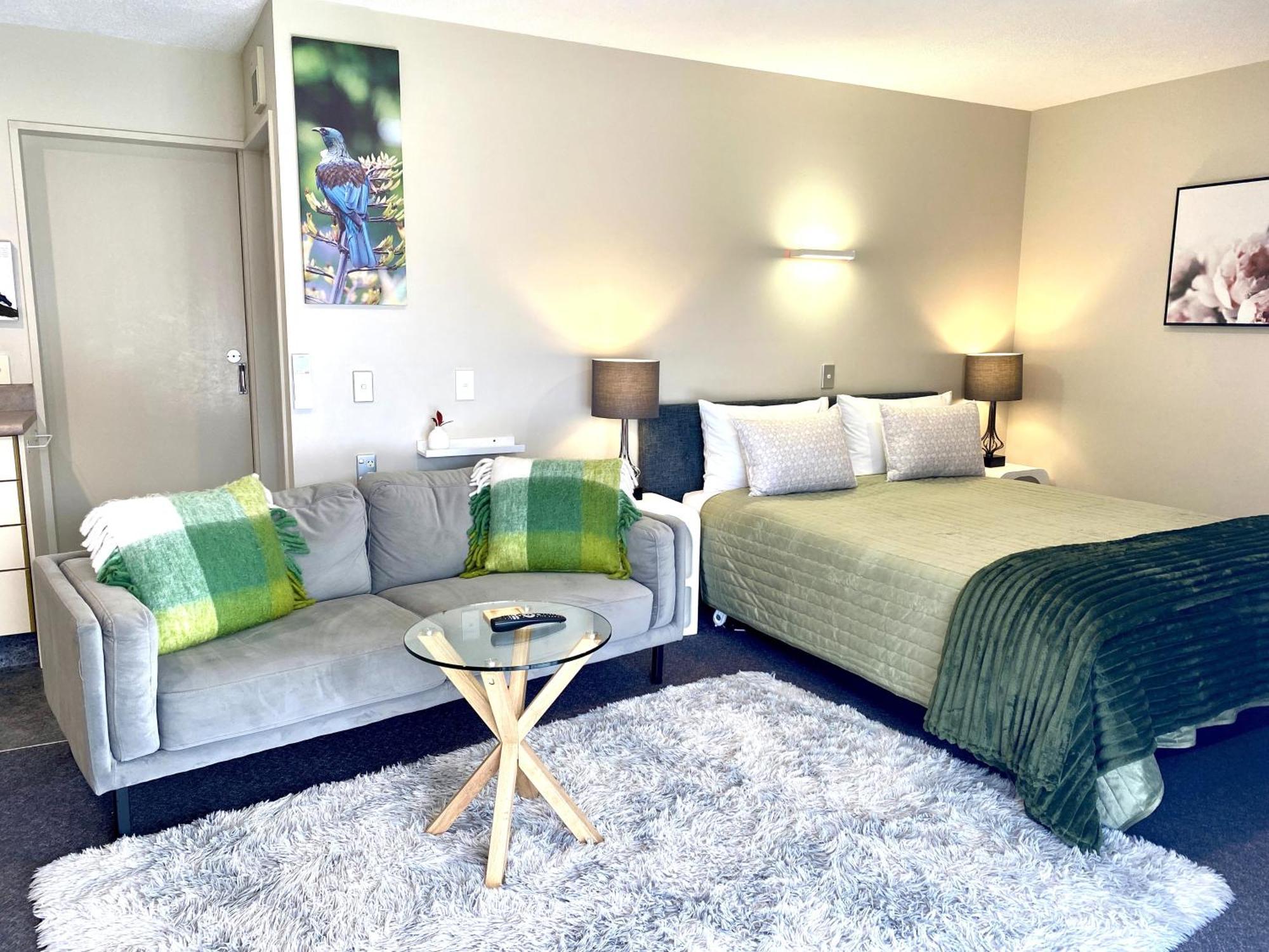 Heritage Park Motel 3*